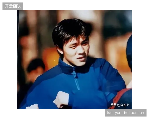 张玉宁成为唯一进入射手榜前十的本土球员，其场均跑动距离突破万米，刷新个人纪录。
